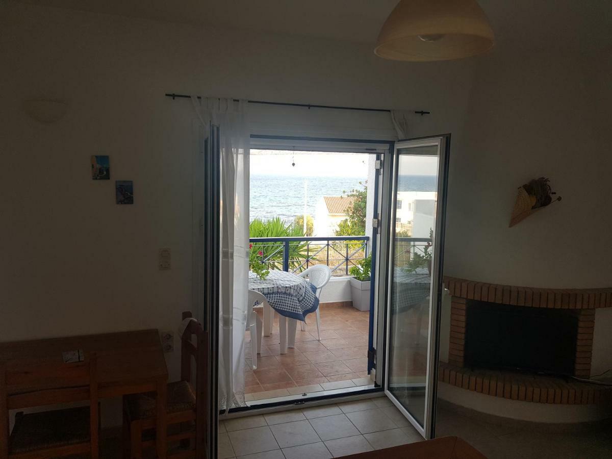2 Ambelia Paradise Appartement Megalochori  Buitenkant foto